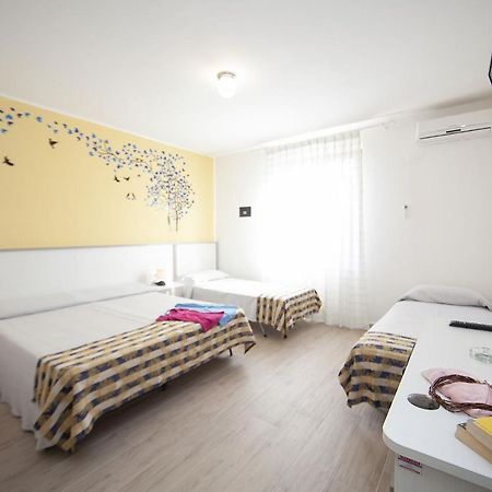 Hotel Thomas Marina di Campo Buitenkant foto